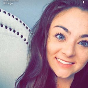 Meet your Posher, Kaela